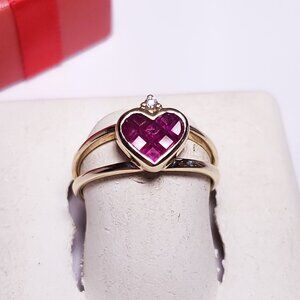 Estate .41ctw Natural Princess Cut Ruby Heart &Dia Split shank 14Kt YG Ring20887